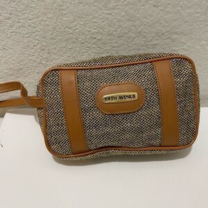 Fifth Avenue Cosmetic Travel Case